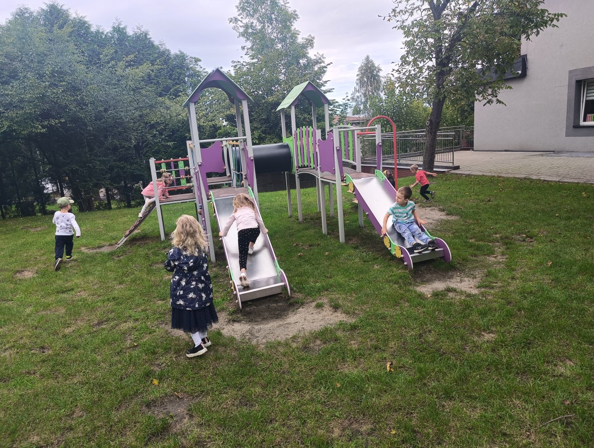 Zabawy na świeżym powietrzu :)